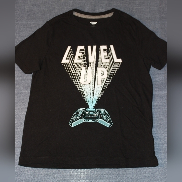 OLD Navy Boys Graphic "Level Up" and *The Future is Yours" Graphic TShirt Bundle - Picture 2 of 7